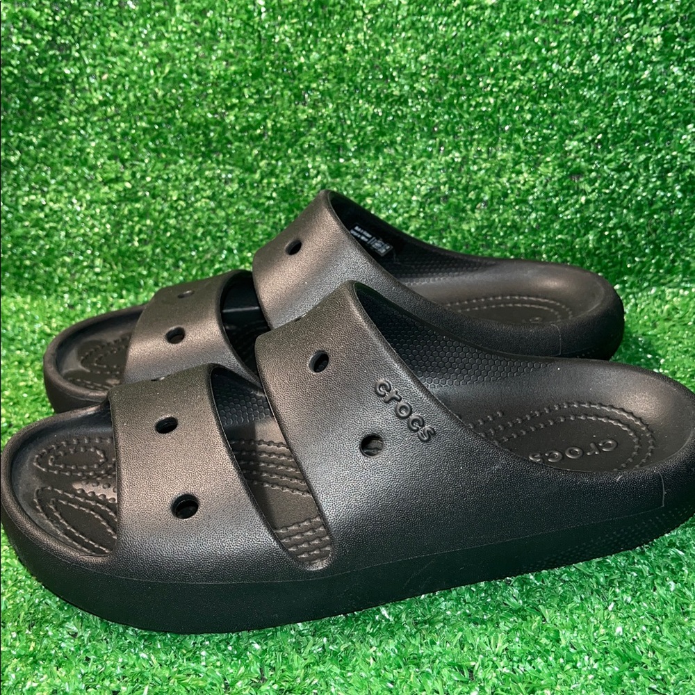 Crocs Sandals MENS 4 WOMENS 6 Black Two Strap Slides EXCELLENT CONDITION